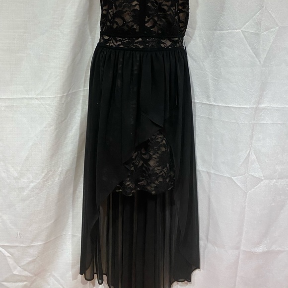 Black high low dress - Picture 3 of 3
